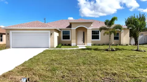 4243 SW Bachman St, Port Saint Lucie, FL 34953