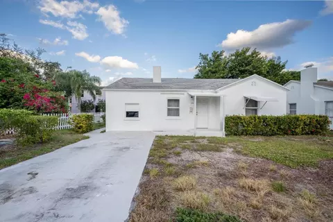 610 S J St, Lake Worth Beach, FL 33460