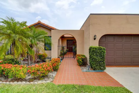 7630 Solimar Cir, Boca Raton, FL 33433