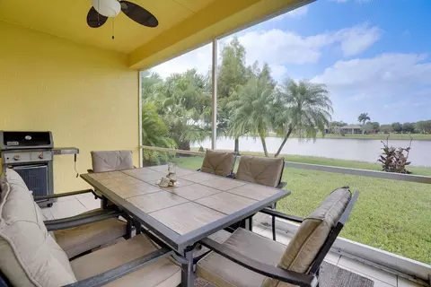 9833 SW Eastbrook Cir, Port Saint Lucie, FL 34987