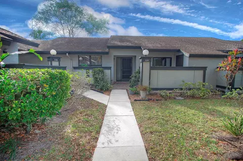 329 Pennington Ct, Royal Palm Beach, FL 33411