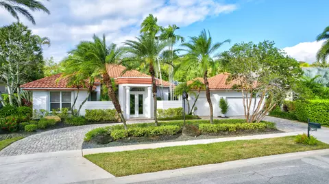 10598 Stonebridge Blvd, Boca Raton, FL 33498