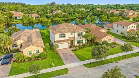 7977 SW Marin Dr, Stuart, FL 34997 photo 1