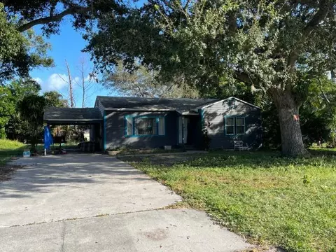 2610 Atlantic Ave, Fort Pierce, FL 34947