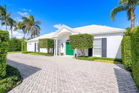 201 Bahama Ln, Palm Beach, FL 33480