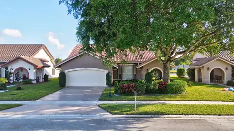 5475 Helene Cir, Boynton Beach, FL 33472