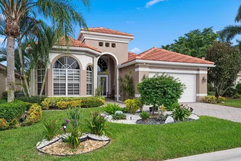 10463 Laurel Estates Ln, Lake Worth, FL 33449