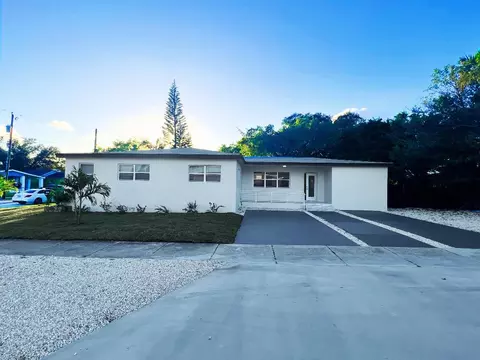 1301 NW 68th, Miami, FL 33147