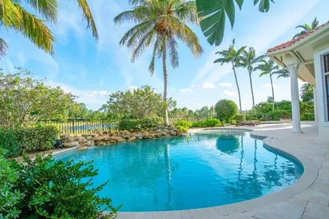 106 SE Rio Casarano, Port Saint Lucie, FL 34984