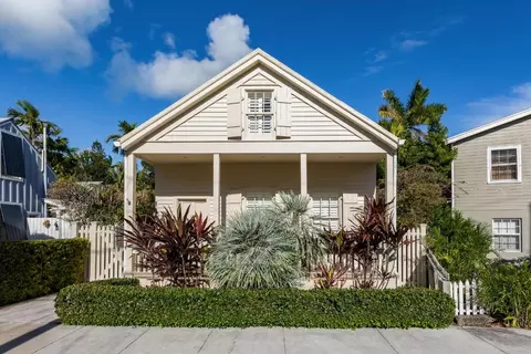 711 Elizabeth St, Key West, FL 33040