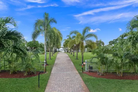 2883 SE St Lucie Blvd, Stuart, FL 34997