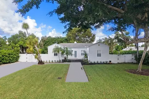 215 NE 13th St, Delray Beach, FL 33444