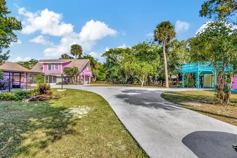 8225 S Indian River Dr #8225, Fort Pierce, FL 34982