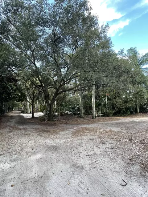 3001 SW 121, Davie, FL 33330