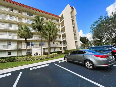 3951 Via Poinciana #115, Lake Worth, FL 33467