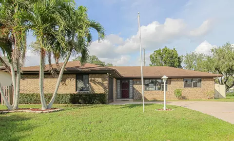 769 Lindo Ln, Port Saint Lucie, FL 34952
