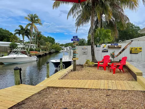 129 SW Hideaway Pl, Stuart, FL 34994