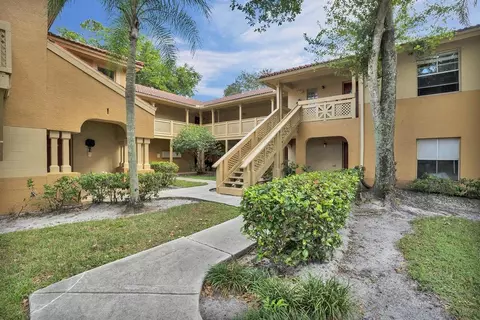 4855 Via Palm Lks #920, West Palm Beach, FL 33417