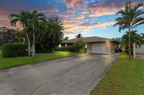 6463 SE Lockerby Pl, Hobe Sound, FL 33455