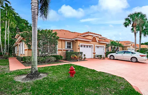 9820 Summerbrook Ter #A, Boynton Beach, FL 33437