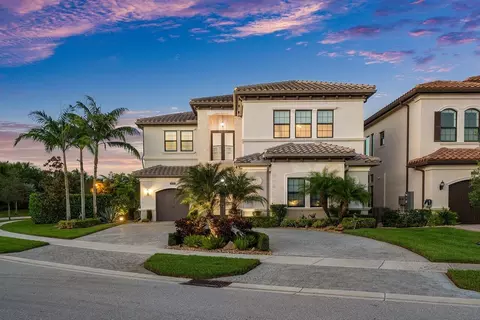 9847 Bozzano Dr, Delray Beach, FL 33446