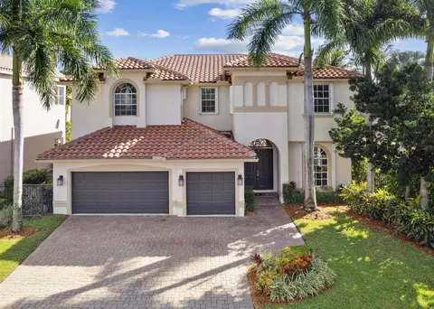 9772 Coronado Lake Dr, Boynton Beach, FL 33437