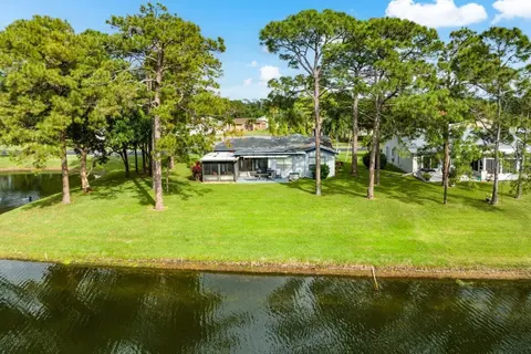 4711 Rainbow Dr, Greenacres, FL 33463