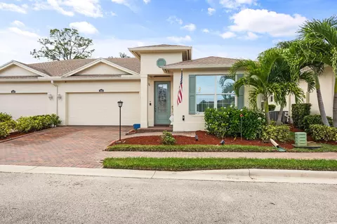 1825 English Oak Dr, Vero Beach, FL 32966
