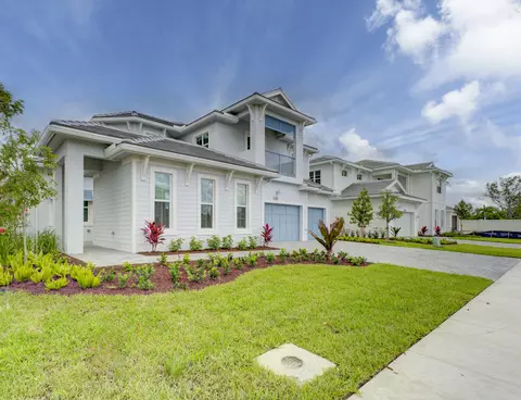 9308 Crestview Cir, Palm Beach Gardens, FL 33412