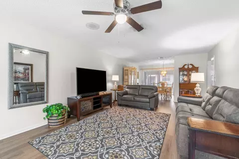 9835 Loquat Tree Run #B, Boynton Beach, FL 33436