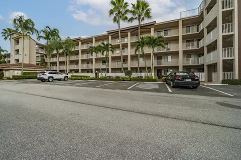 6037 Pointe Regal Cir #308, Delray Beach, FL 33484