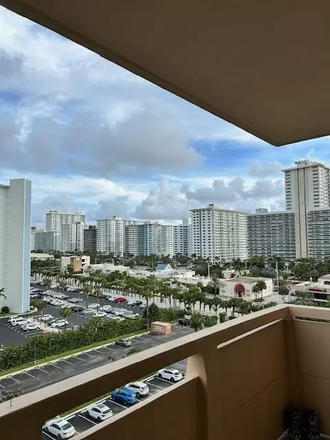 3333 NE 34th St #906, Fort Lauderdale, FL 33308