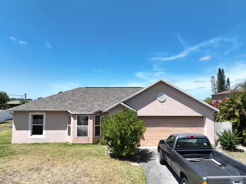 1007 SW Idol Ave, Port Saint Lucie, FL 34953