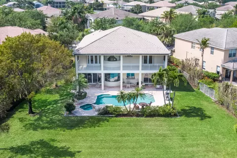 19329 Skyridge Cir, Boca Raton, FL 33498