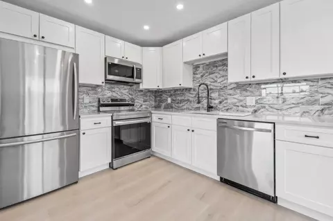 702 Saxony O, Delray Beach, FL 33446