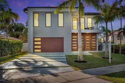840 E Park Dr, Boca Raton, FL 33432