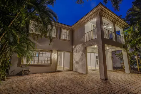 1618 Nature Ct, Palm Beach Gardens, FL 33410