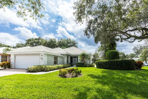 8508 Doverbrook Dr, Palm Beach Gardens, FL 33410