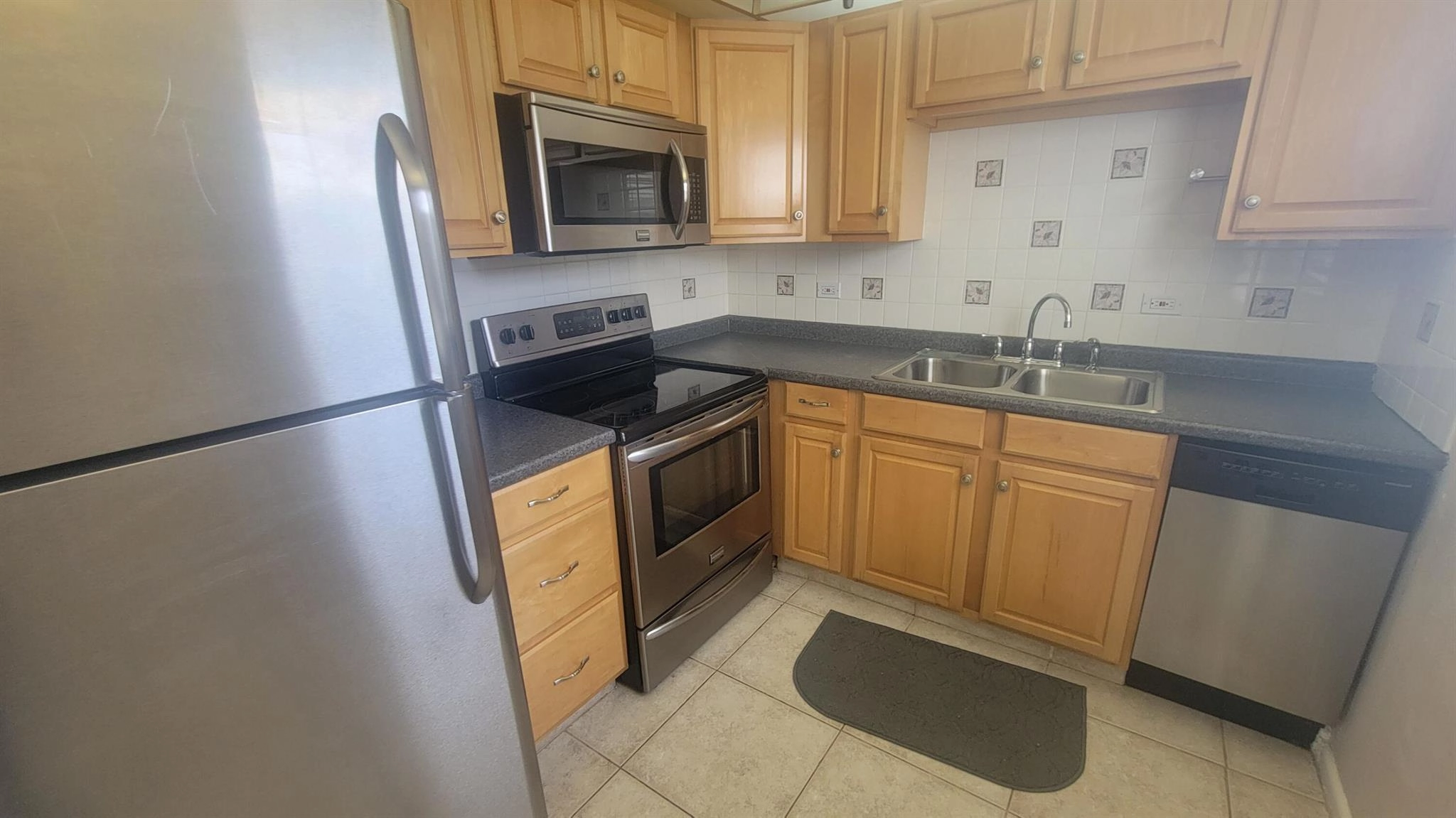 612 Fanshaw O Unit 612  