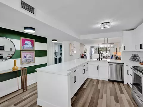 2638 NW 104th #203, Sunrise, FL 33322