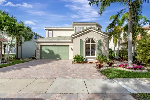 2720 Shaughnessy Dr, Wellington, FL 33414