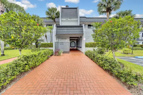4242 Deste Ct #202, Lake Worth, FL 33467