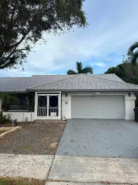 9685 El Clair Ranch Rd, Boynton Beach, FL 33437
