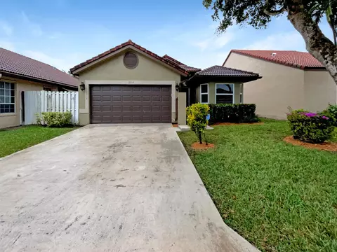 12218 Brisbane Ln, Wellington, FL 33414