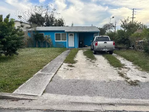 1147 19th Ave N, Lake Worth Beach, FL 33460