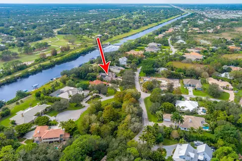 3272 SW Rivers End Way, Palm City, FL 34990