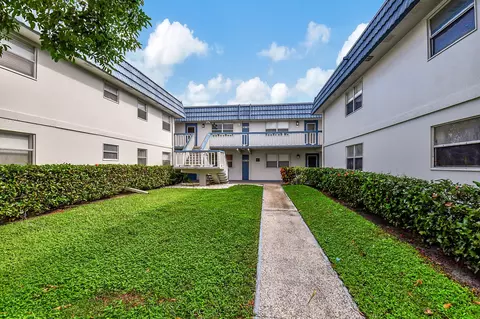 110 Tuscany #B, Delray Beach, FL 33446