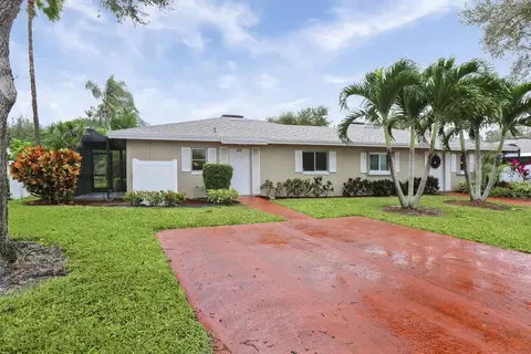 18718 Candlewick Dr, Boca Raton, FL 33496