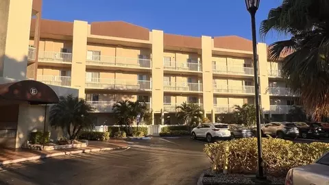 7638 Trent #202, Tamarac, FL 33321