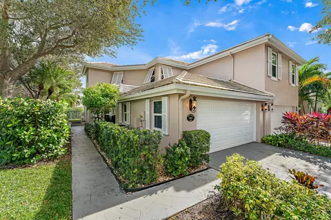 14410 Cypress Island Ct, Palm Beach Gardens, FL 33410
